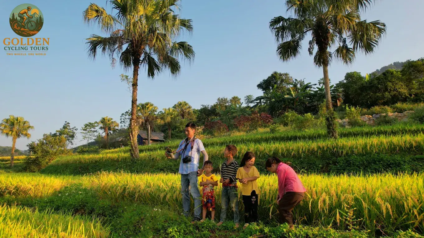 3-Day Thai Nguyen Backroad Cycling Tour: Ban Ten, Tea Hills & Nui Coc